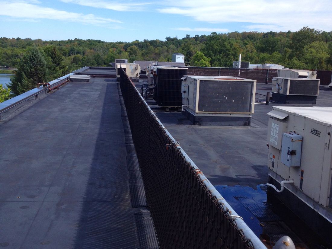 Commercial flat roof repair