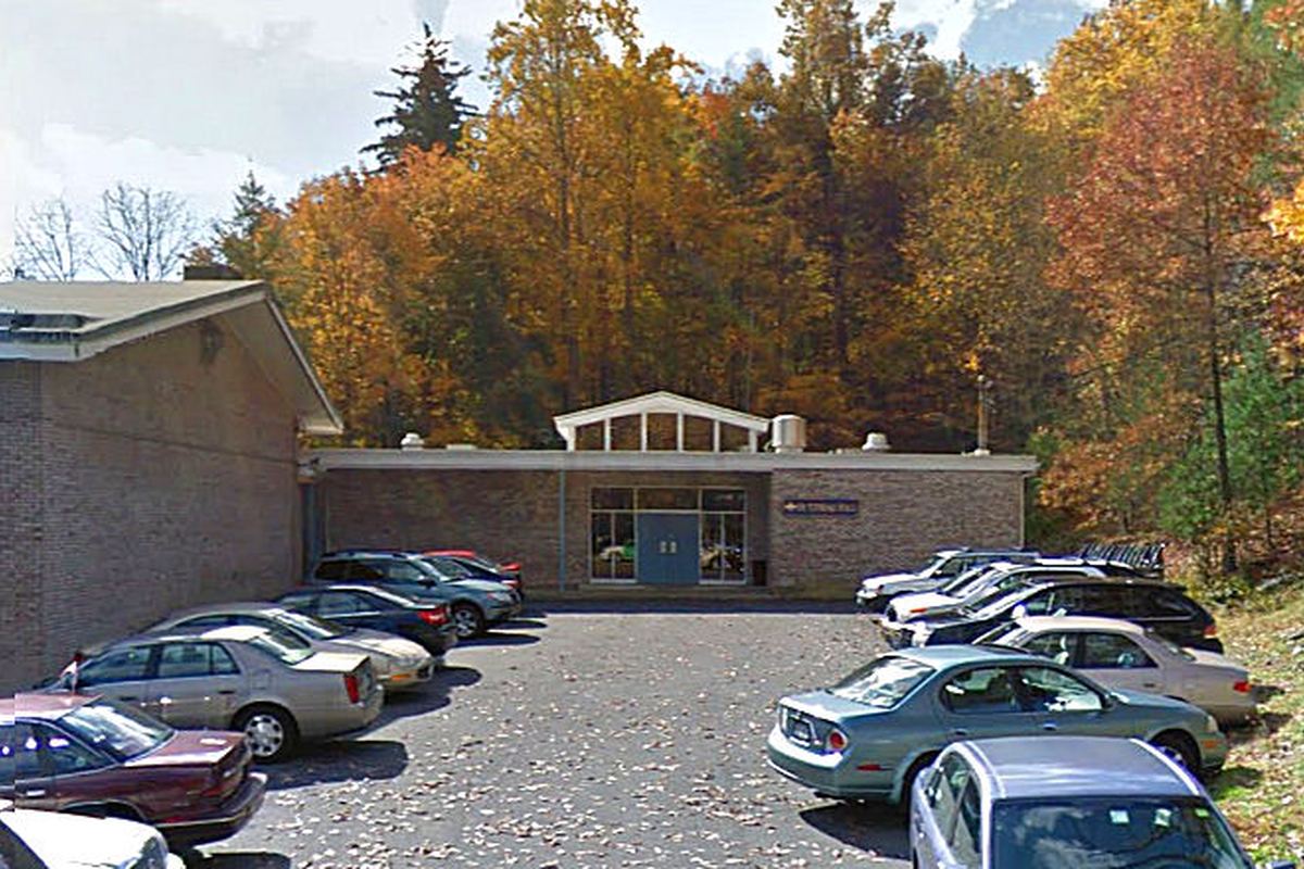 Willow Grove Elementary School, Thiells, NY &mdash; roof replacement by Frank Stevens & Sons