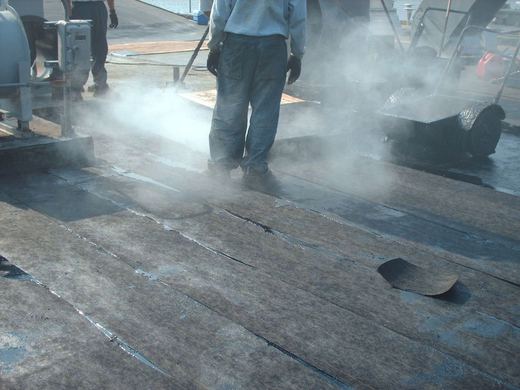 Flat roof installation