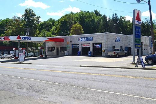 A & B Citgo Service Station, Harriman, NY &mdash; roof replacement by Frank Stevens & Sons